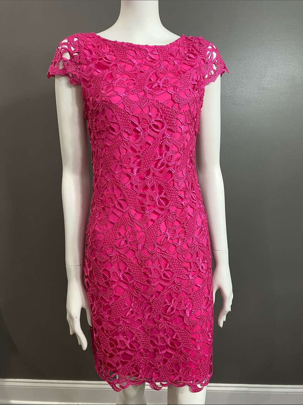 Alice + Olivia Fuchsia Floral Lace Mini Dress Size 6